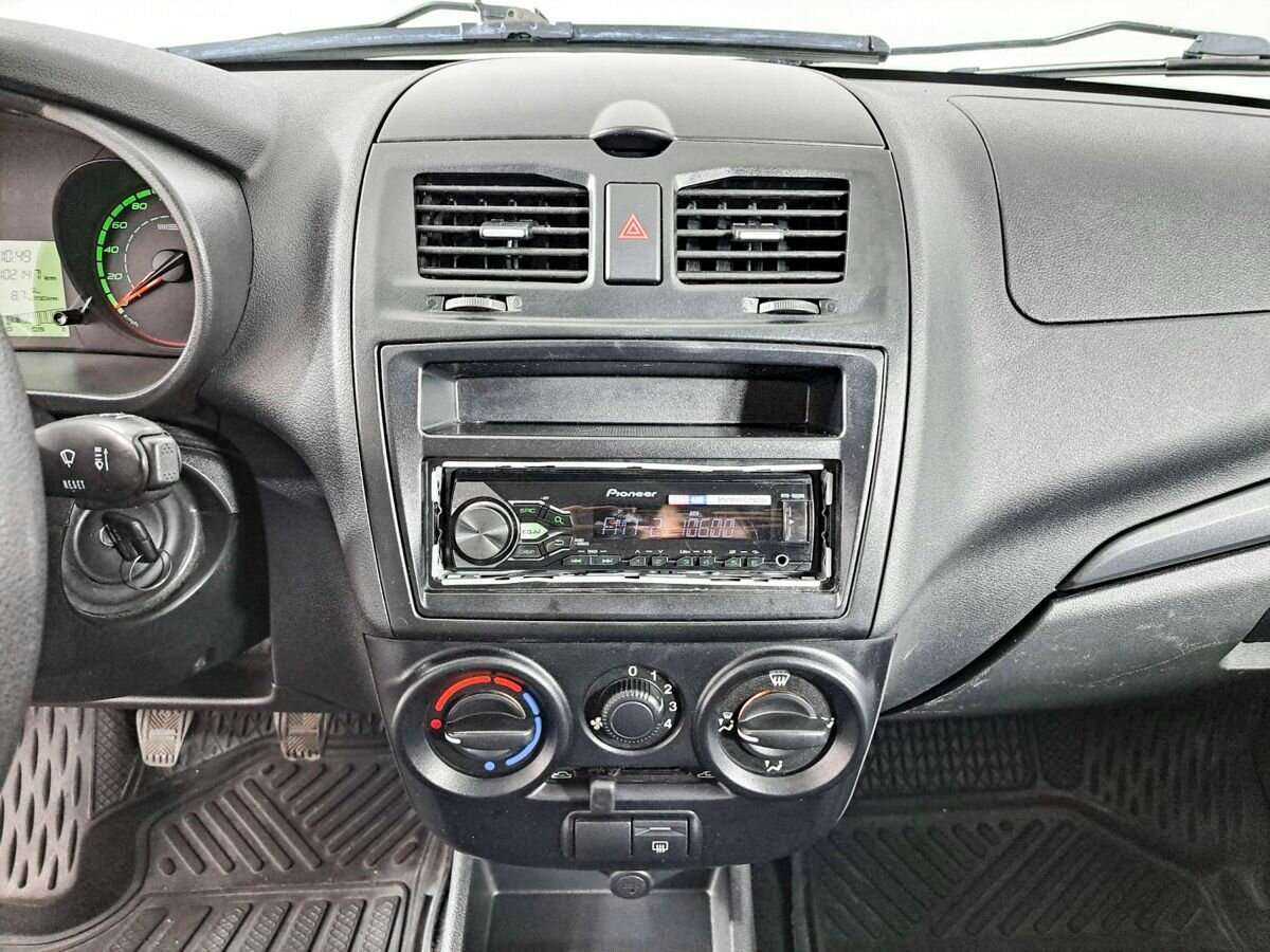 Лада (ВАЗ) Калина б/у, 2015, Механическая. Фото: #11