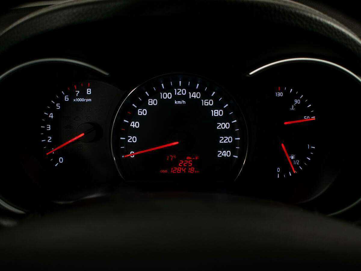 Киа Соренто б/у, 2015, Механическая. Фото: #10