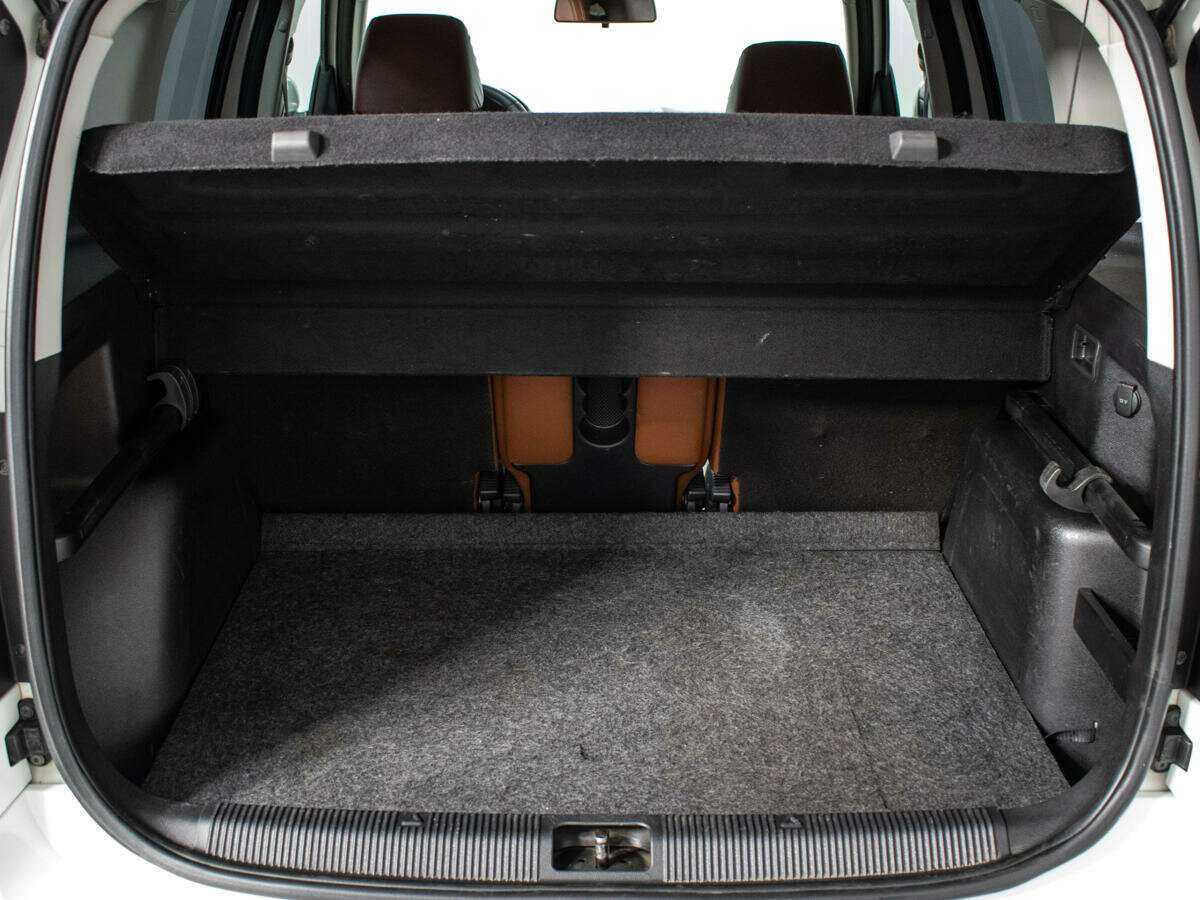 Шкода Йети б/у, 2015, Роботизированная. Фото: #11