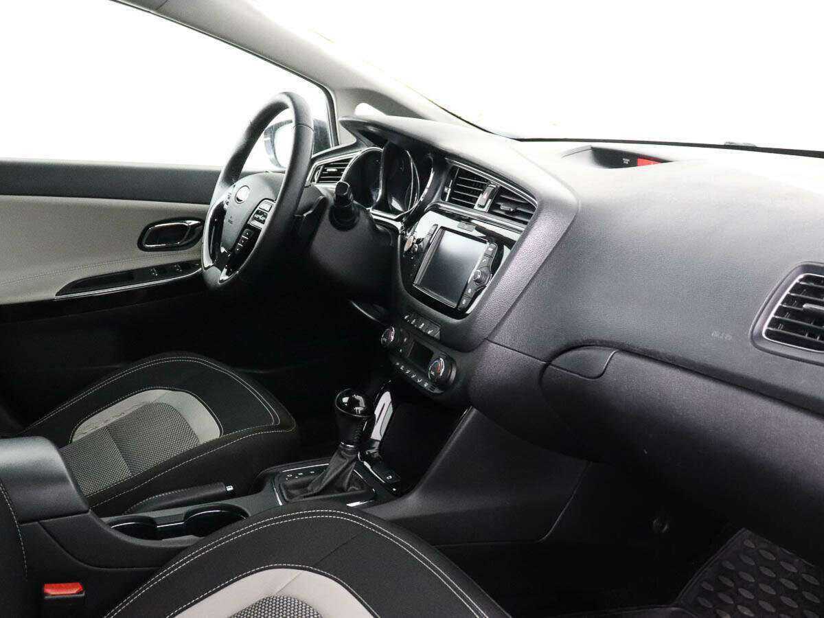 Киа Сид б/у, 2017, Роботизированная. Фото: #6