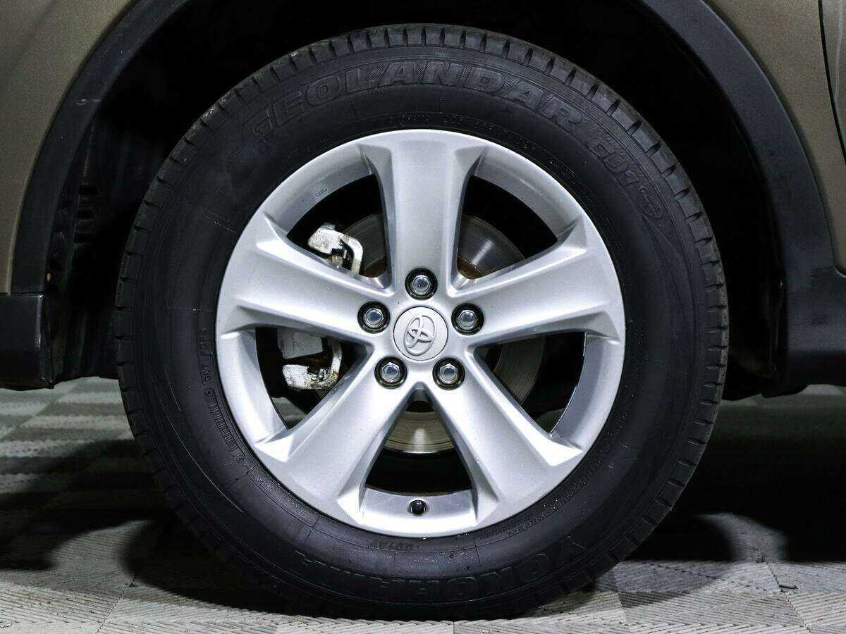 Тойота Рав4 б/у, 2013, Автоматическая. Фото: #19