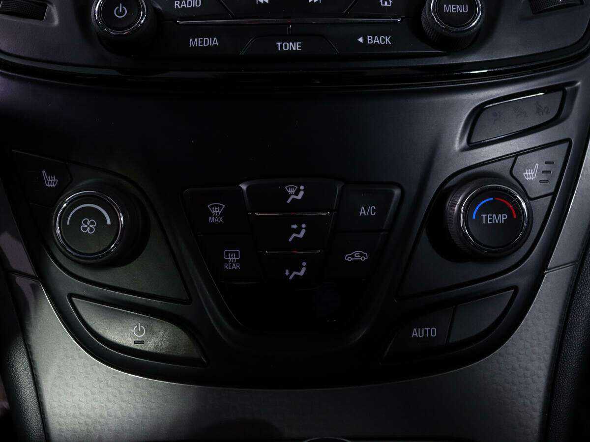 Опель Инсигния б/у, 2014, Автоматическая. Фото: #15