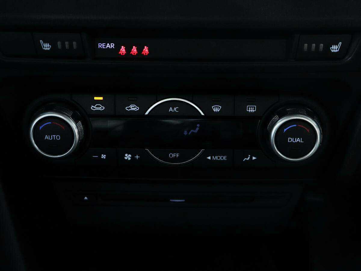 Мазда 3 б/у, 2014, Автоматическая. Фото: #16