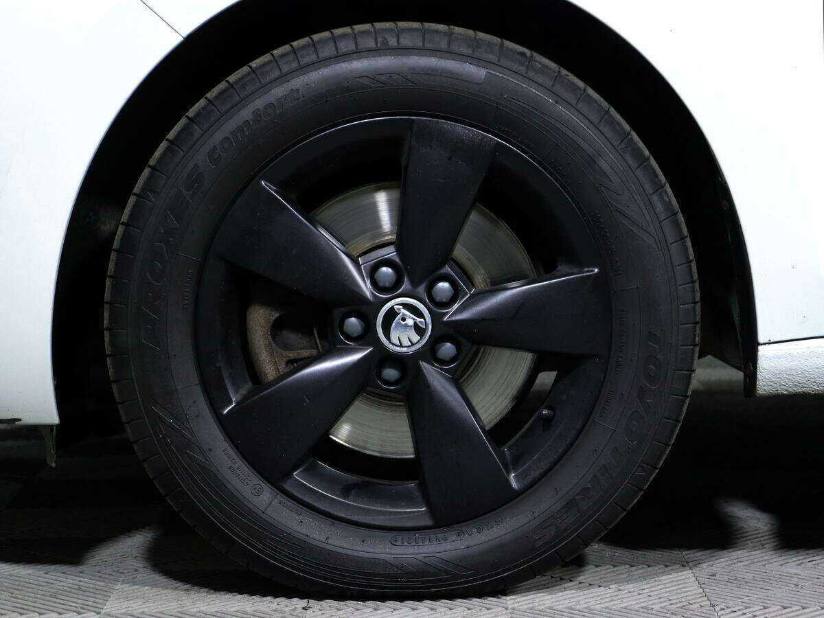 Шкода Рапид б/у, 2014, Автоматическая. Фото: #13