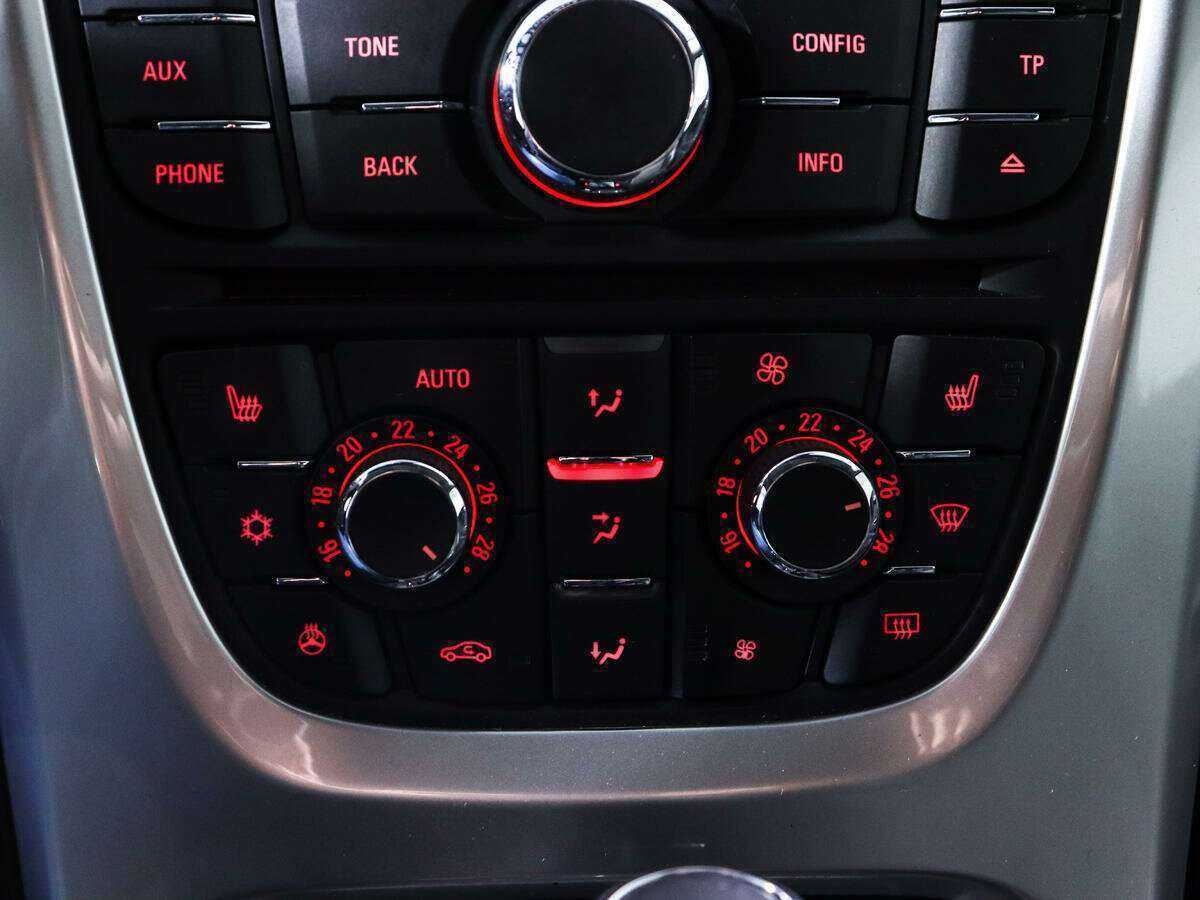 Опель Астра б/у, 2013, Автоматическая. Фото: #14