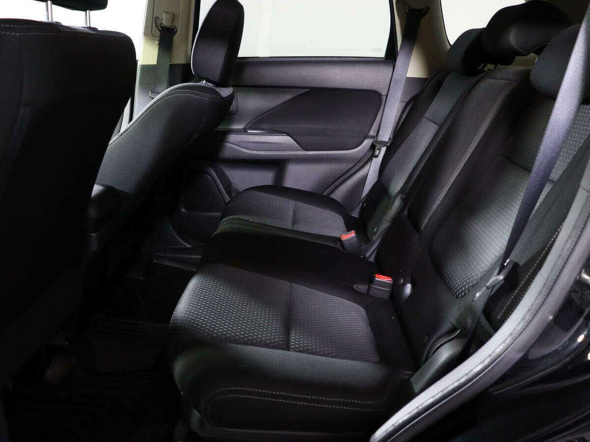 Митсубиши Оутлэндер б/у, 2018, Вариатор. Фото: #11