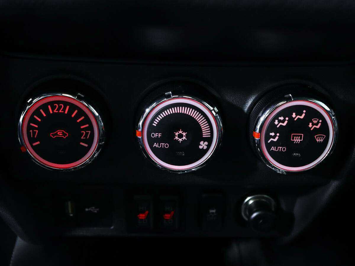 Митсубиши АС-Икс б/у, 2018, Вариатор. Фото: #13