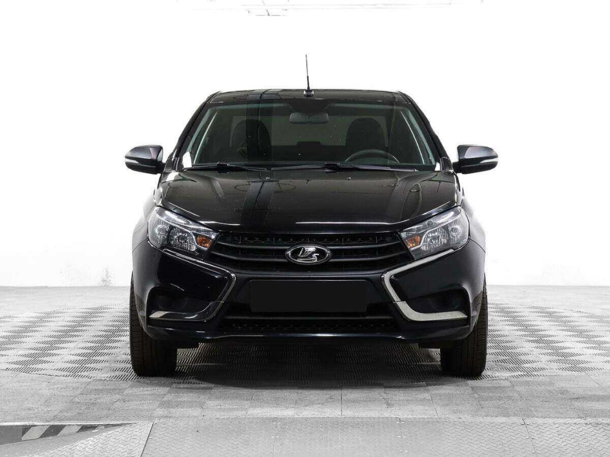 Лада (ВАЗ) Веста б/у, 2020, Механическая. Фото: #1