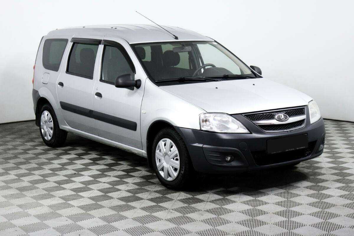 Лада (ВАЗ) Ларгус б/у, 2014, Механическая. Фото: #2