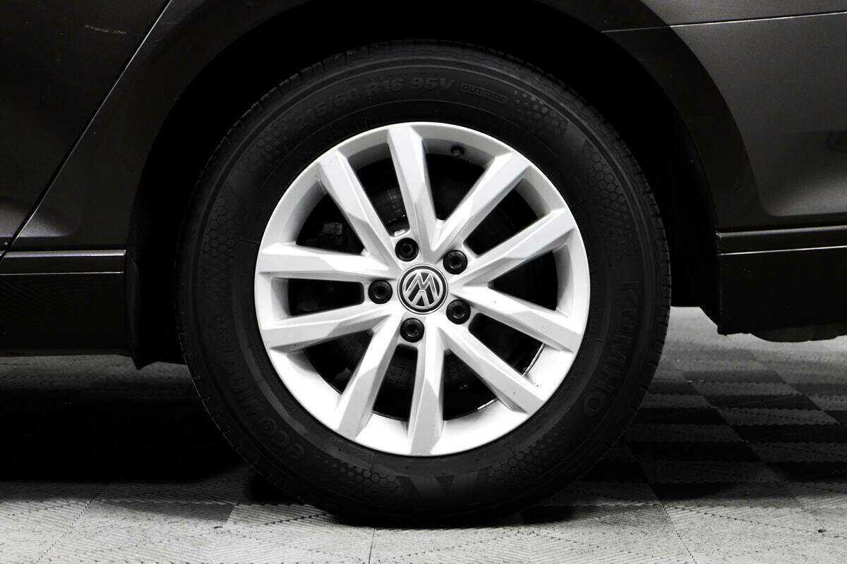 Фольксваген Пассат б/у, 2016, Роботизированная. Фото: #13