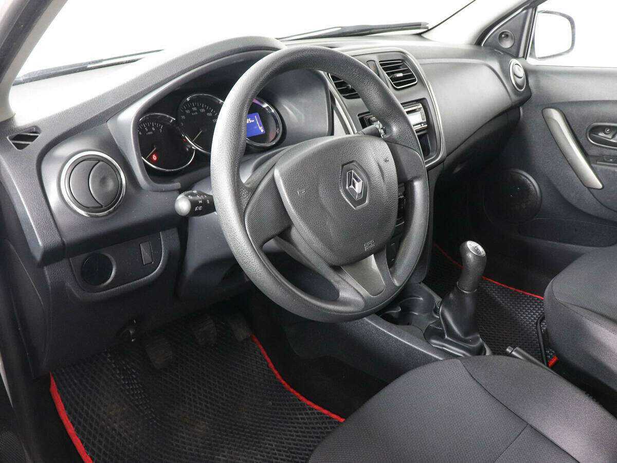 Рено Логан б/у, 2014, Механическая. Фото: #7