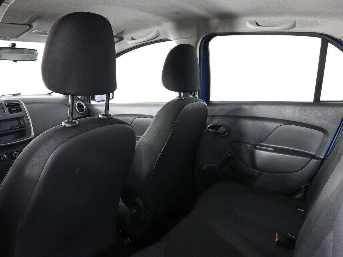 Рено Логан б/у, 2017, Механическая. Фото: #11