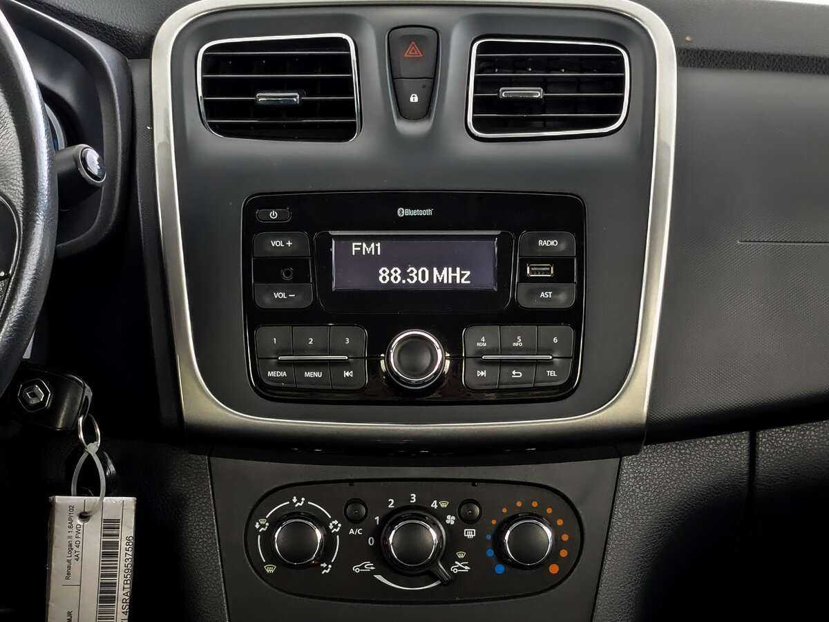 Рено Логан б/у, 2017, Автоматическая. Фото: #12