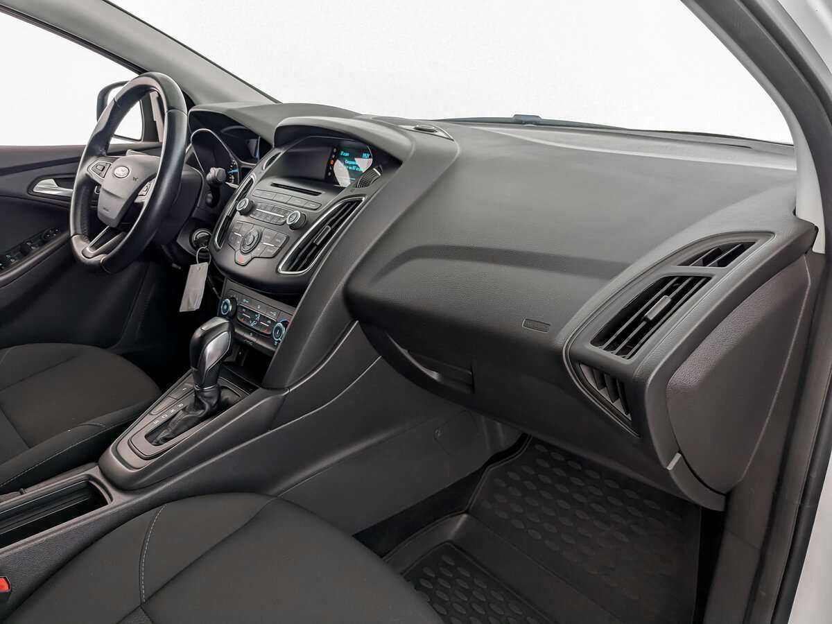 Форд Фокус б/у, 2018, Роботизированная. Фото: #8