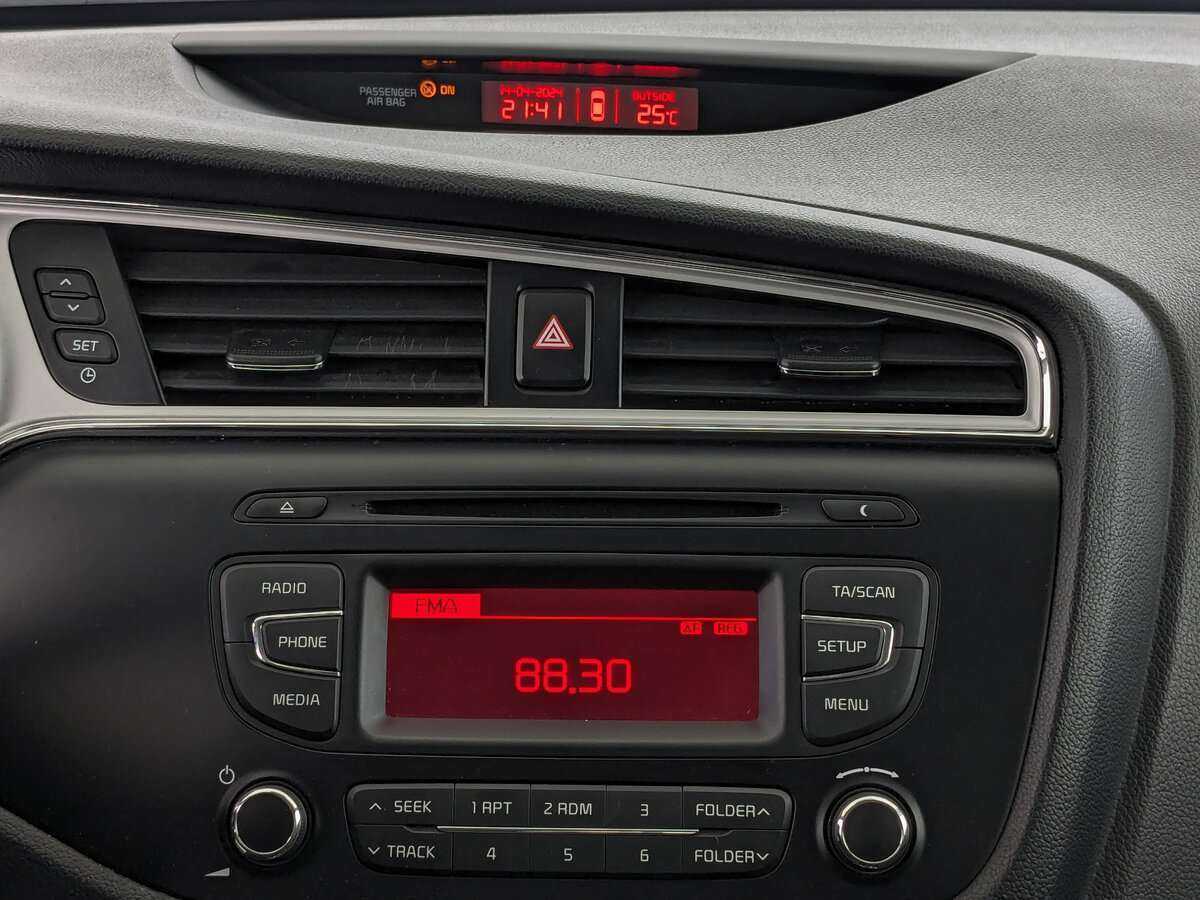 Киа Сид б/у, 2017, Автоматическая. Фото: #12