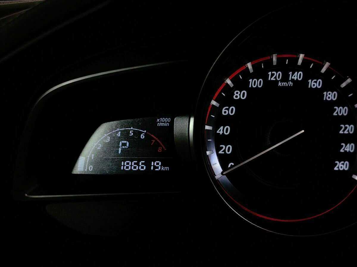 Мазда 3 б/у, 2014, Автоматическая. Фото: #14