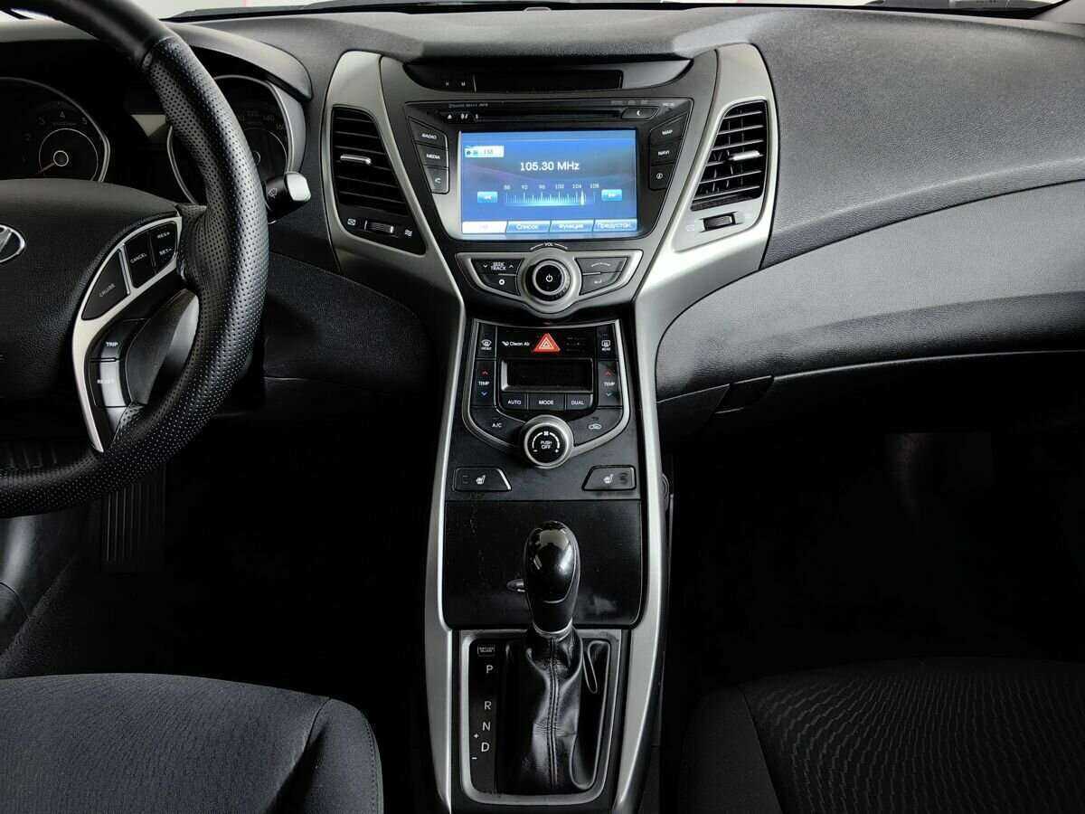 Хендай Елантра б/у, 2015, Автоматическая. Фото: #10