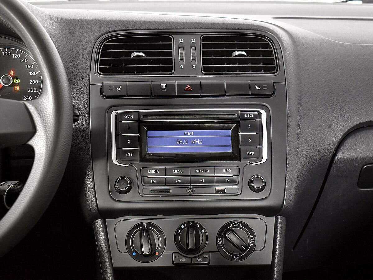 Фольксваген Поло б/у, 2014, Автоматическая. Фото: #10