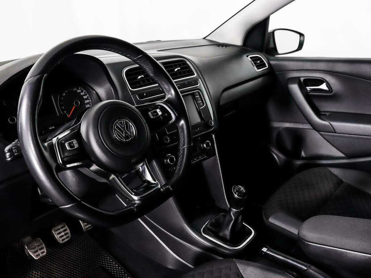 Фольксваген Поло б/у, 2018, Механическая. Фото: #8