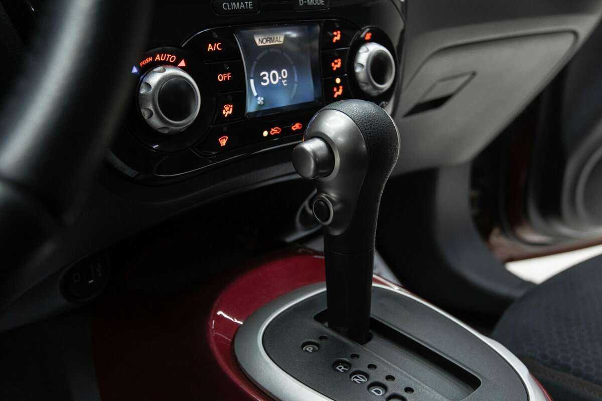 Ниссан Жук б/у, 2012, Вариатор. Фото: #11