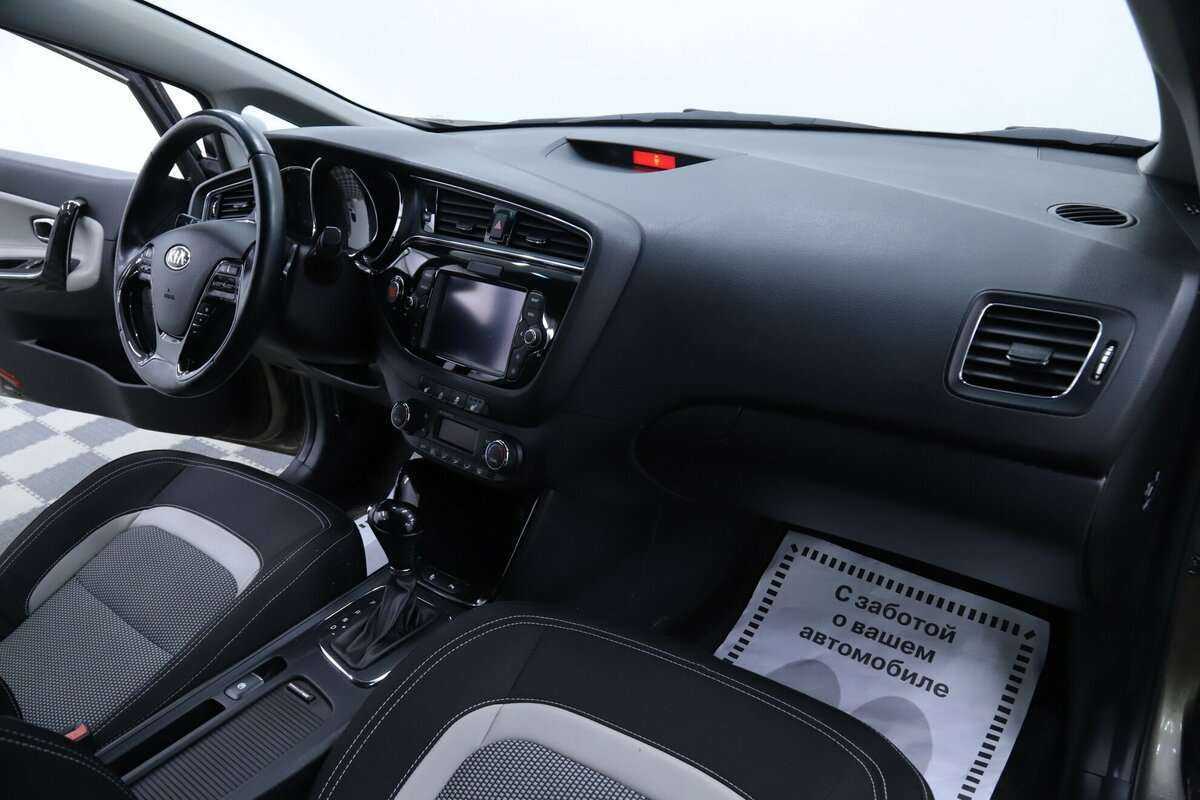 Киа Сид б/у, 2015, Роботизированная. Фото: #15