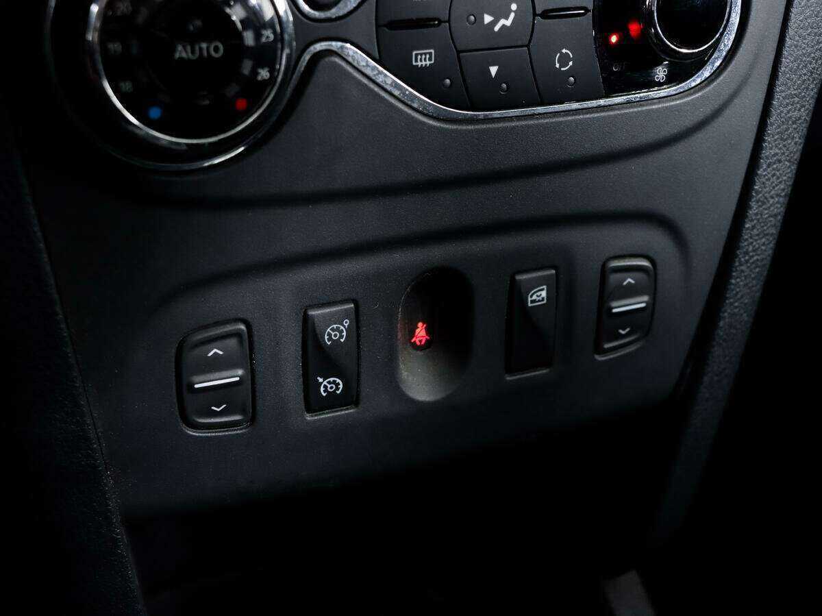 Рено Сандеро б/у, 2018, Автоматическая. Фото: #12