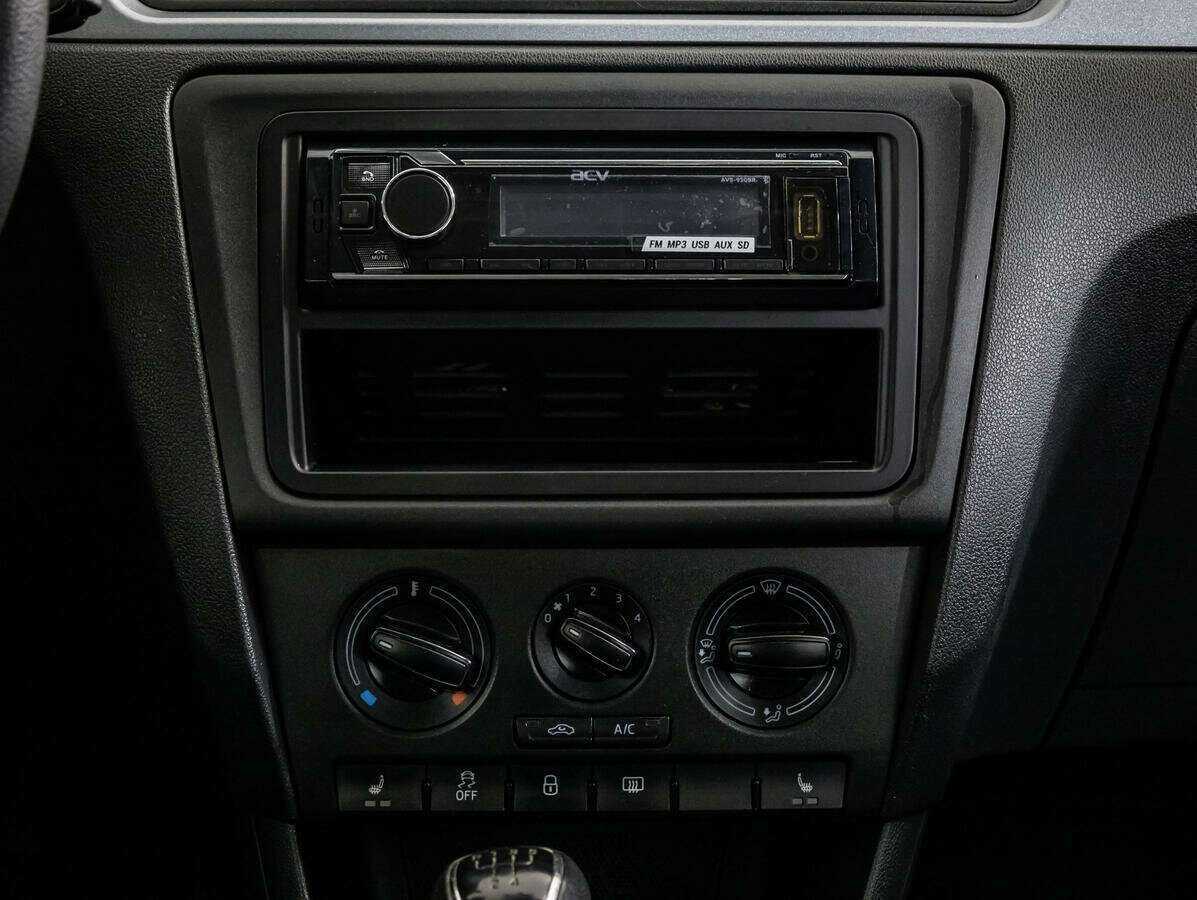 Шкода Рапид б/у, 2017, Механическая. Фото: #11