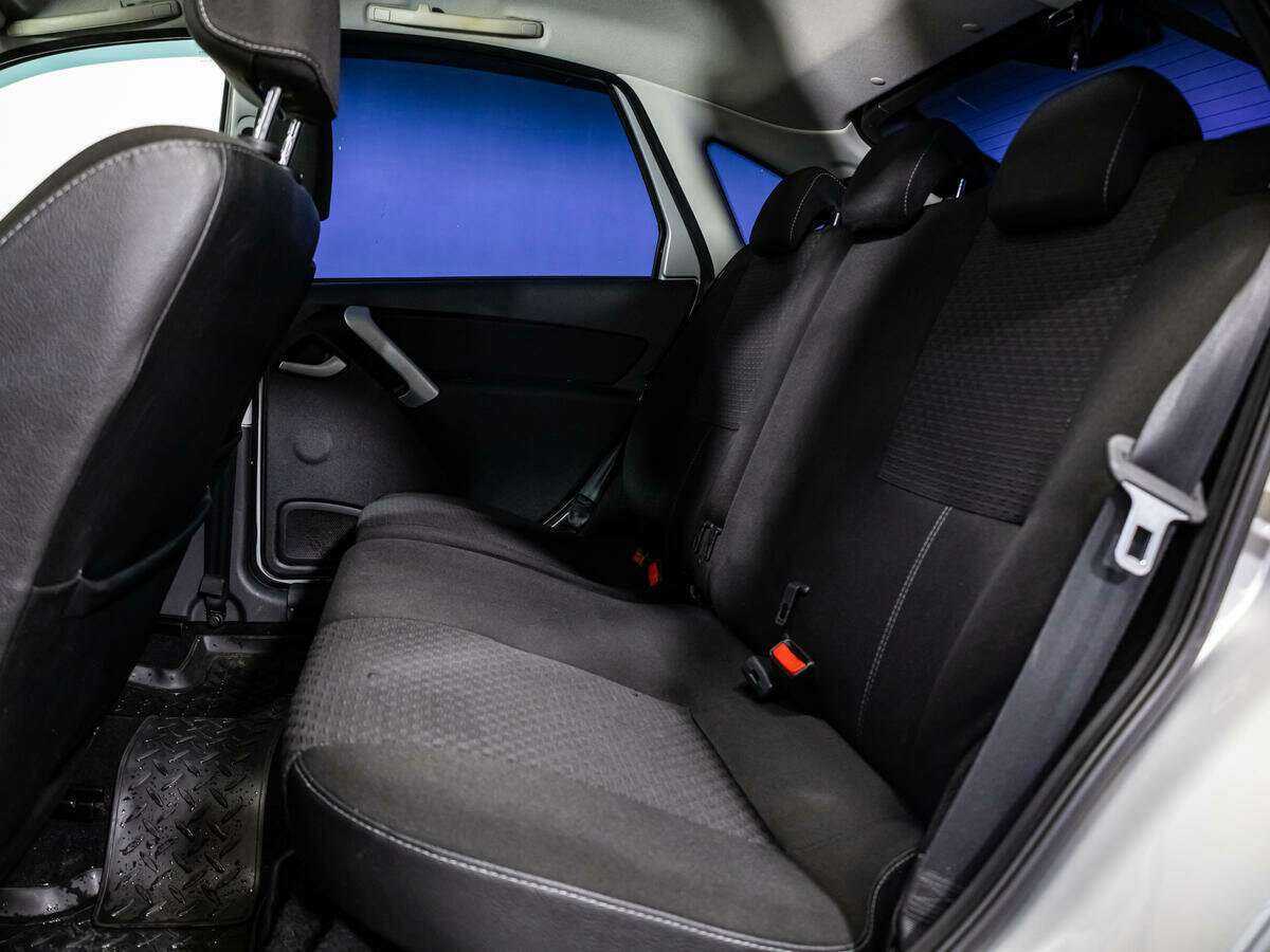 Лада (ВАЗ) Гранта б/у, 2016, Механическая. Фото: #9