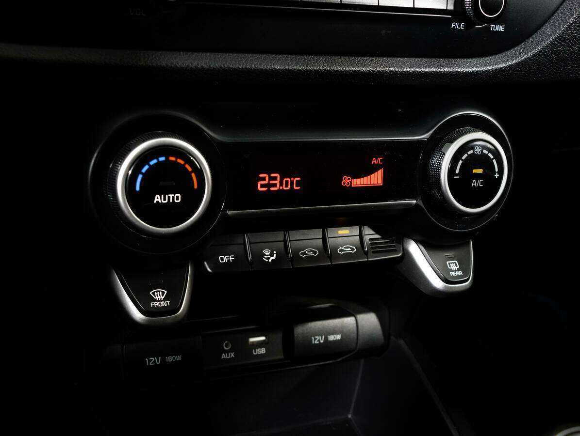 Киа Рио б/у, 2017, Механическая. Фото: #10