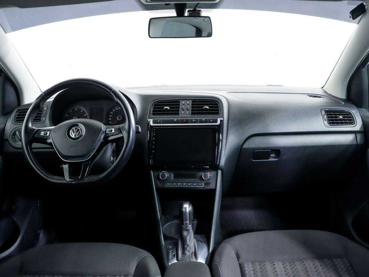 Фольксваген Поло б/у, 2015, Автоматическая. Фото: #9