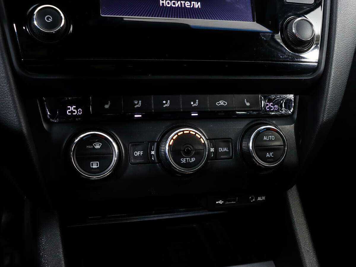 Шкода Октавия б/у, 2013, Роботизированная. Фото: #12