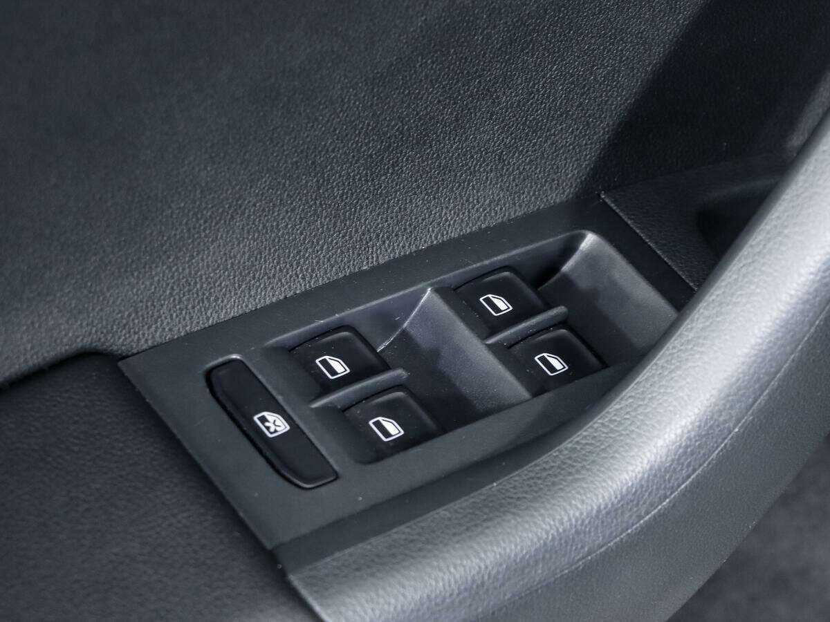 Шкода Октавия б/у, 2015, Роботизированная. Фото: #13