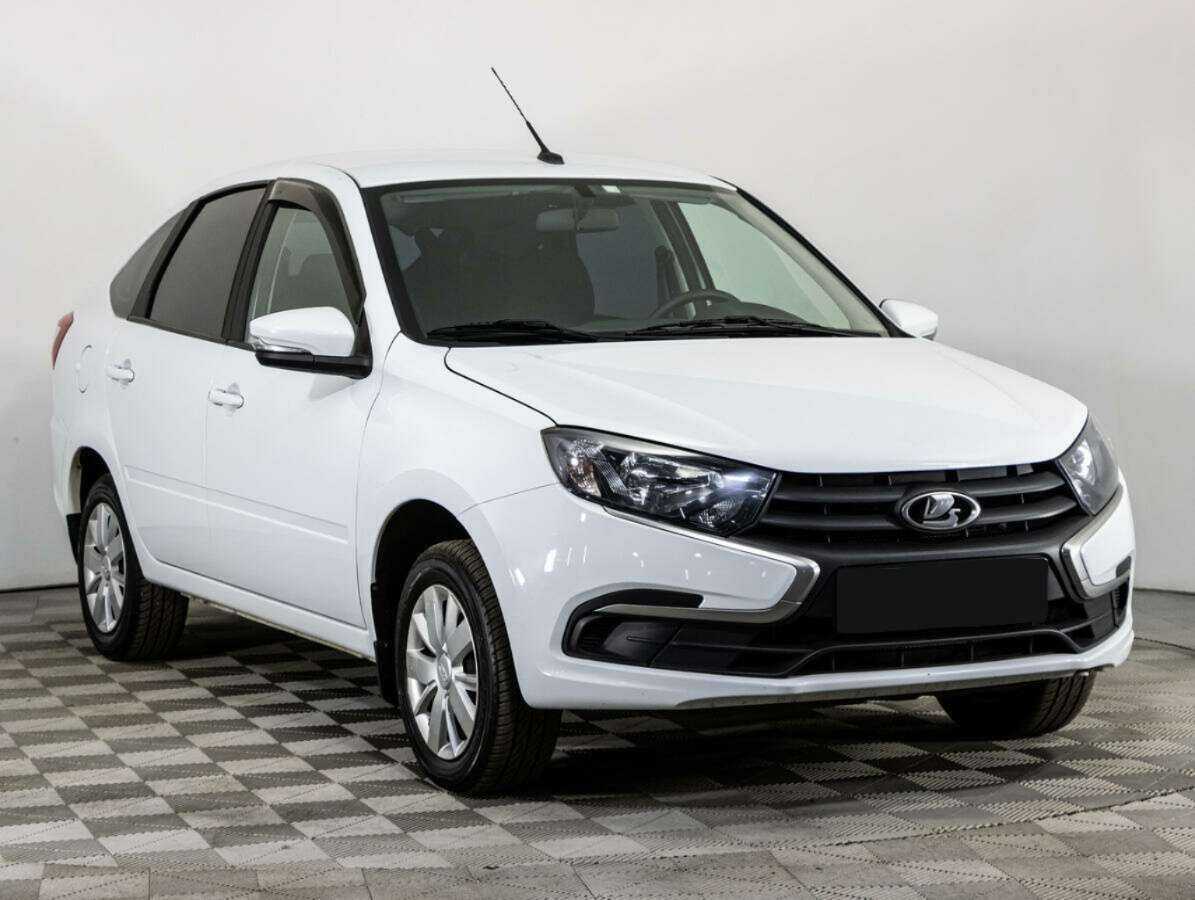 Лада (ВАЗ) Гранта б/у, 2022, Механическая. Фото: #2