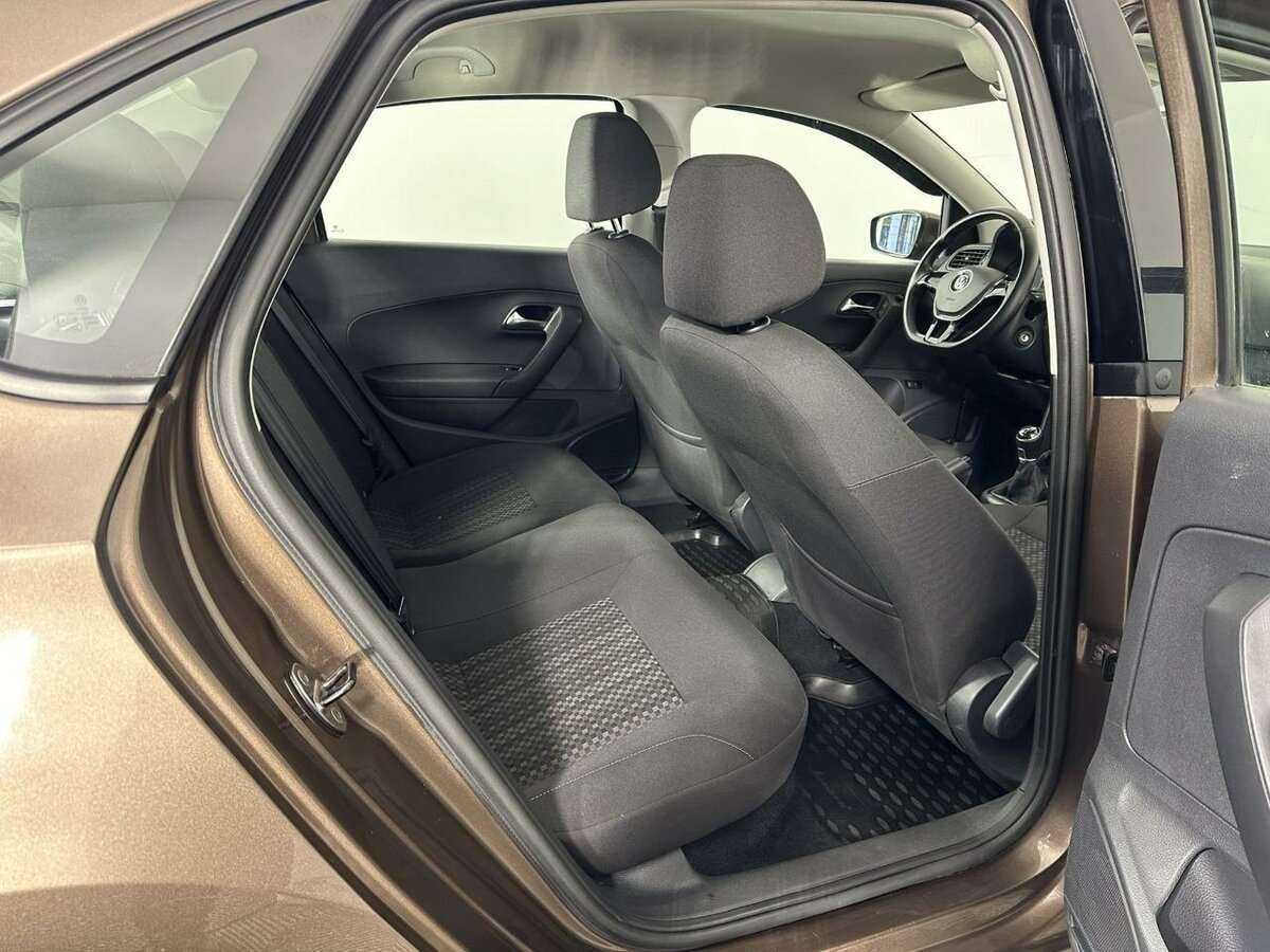 Фольксваген Поло б/у, 2016, Механическая. Фото: #16