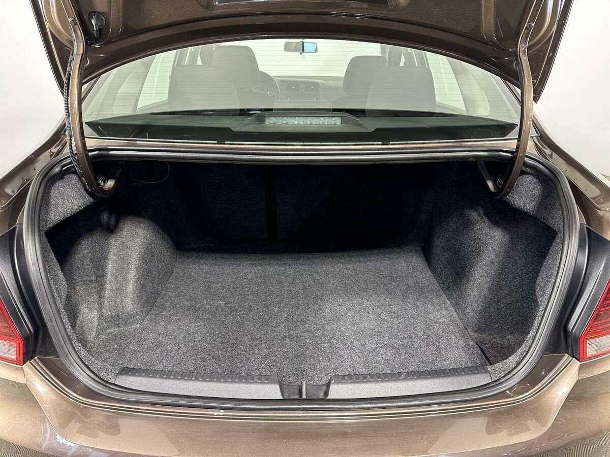 Фольксваген Поло б/у, 2016, Механическая. Фото: #17