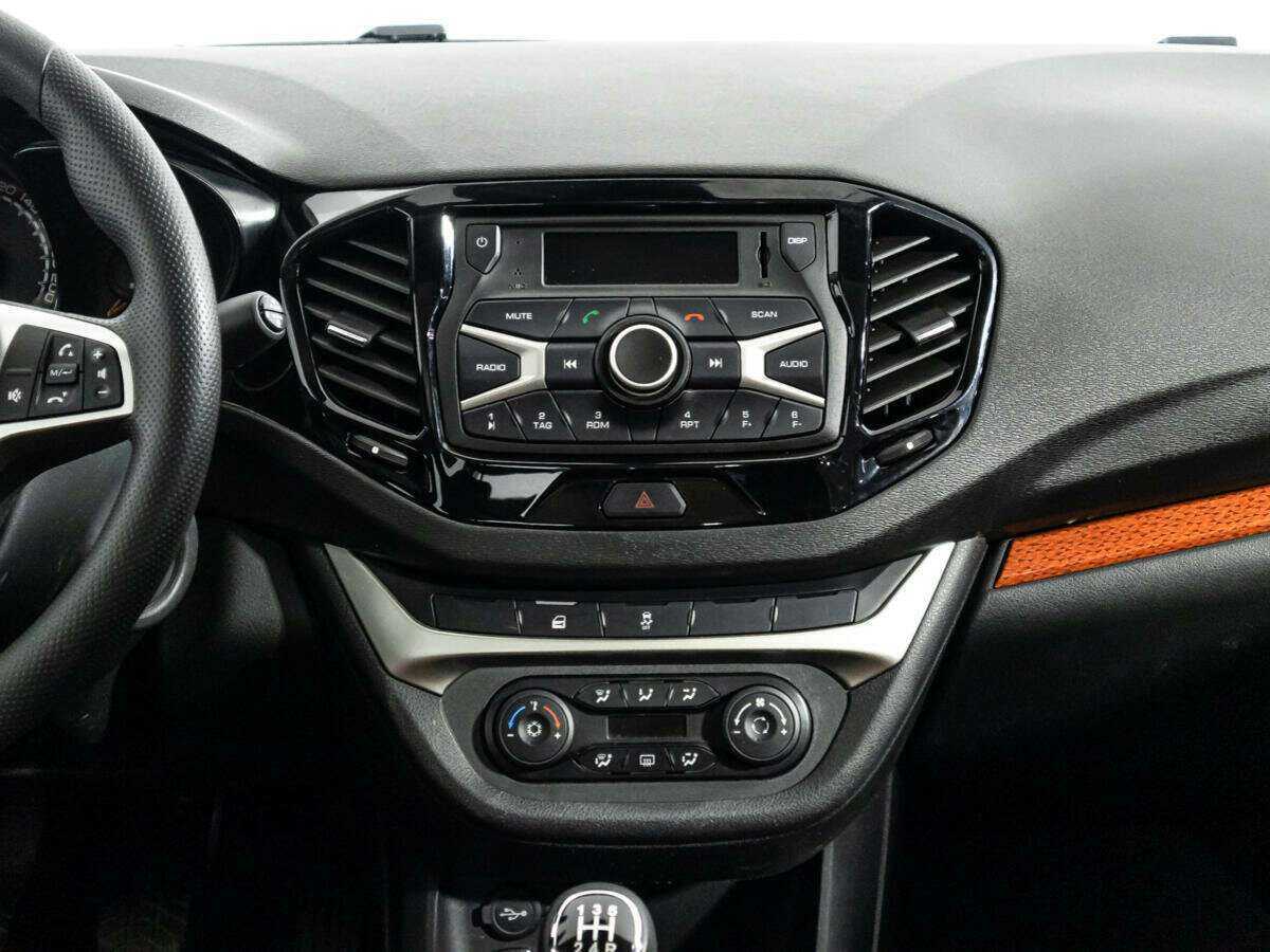 Лада (ВАЗ) Веста б/у, 2021, Механическая. Фото: #13