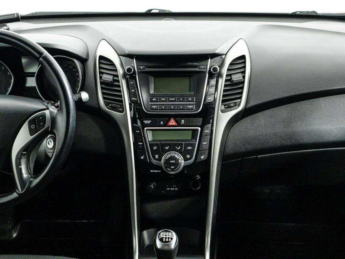 Хендай ай30 б/у, 2013, Механическая. Фото: #13