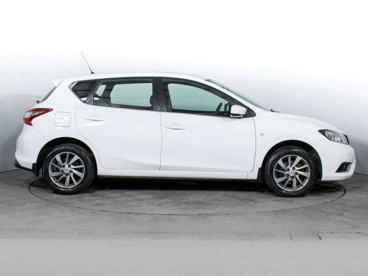 Ниссан Тиида б/у, 2015, Вариатор. Фото: #3