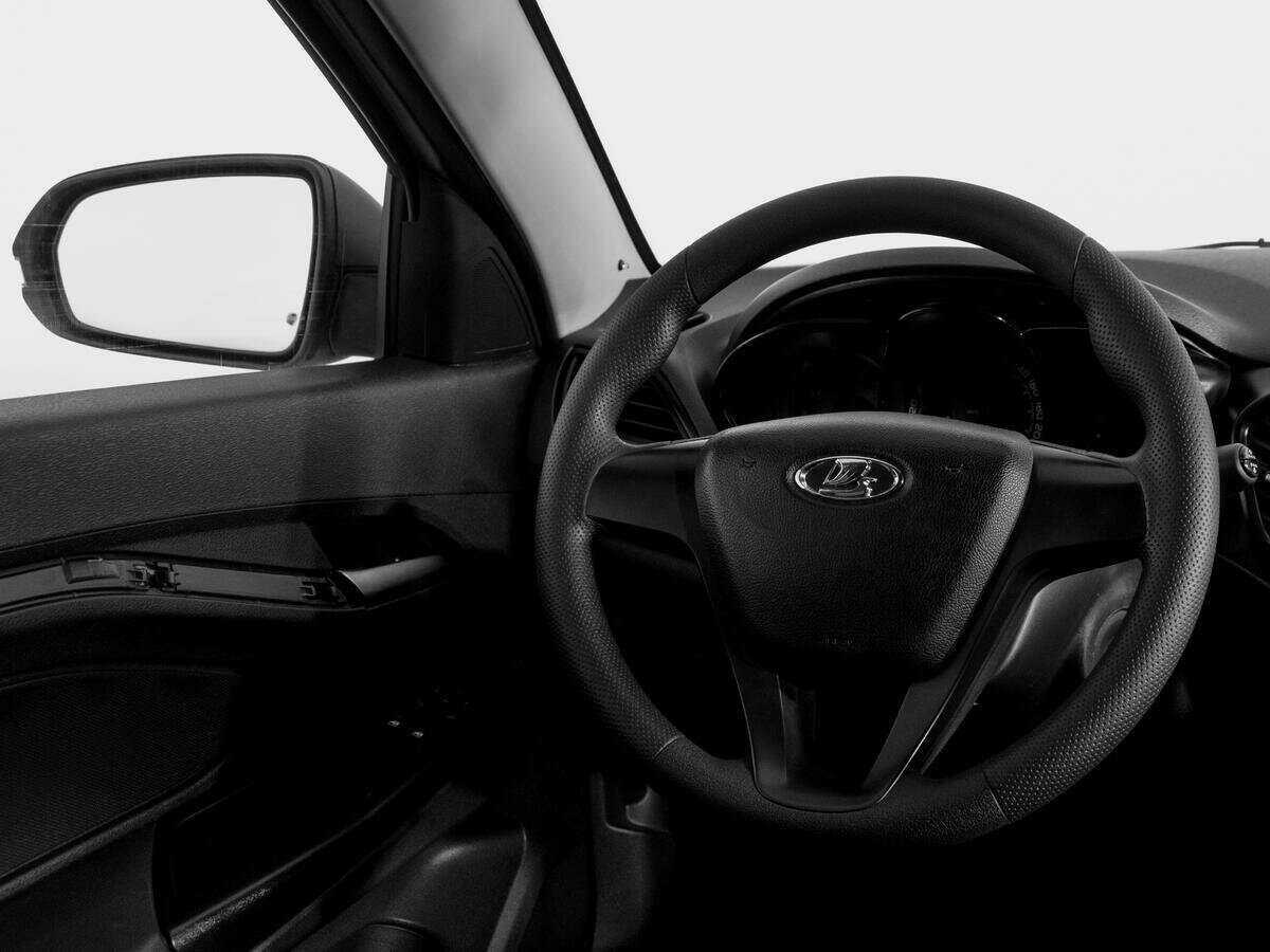 Лада (ВАЗ) Веста б/у, 2019, Механическая. Фото: #13