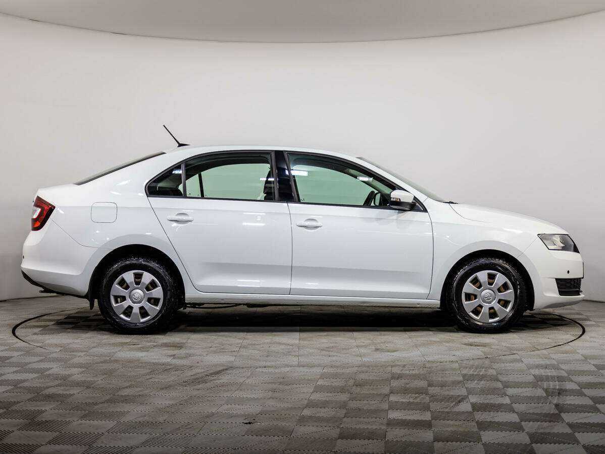 Шкода Рапид б/у, 2017, Механическая. Фото: #2