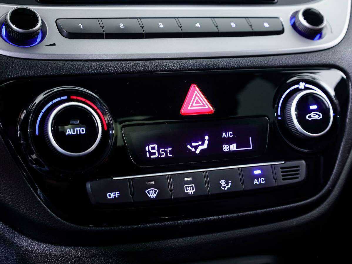 Хендай Солярис б/у, 2017, Автоматическая. Фото: #14