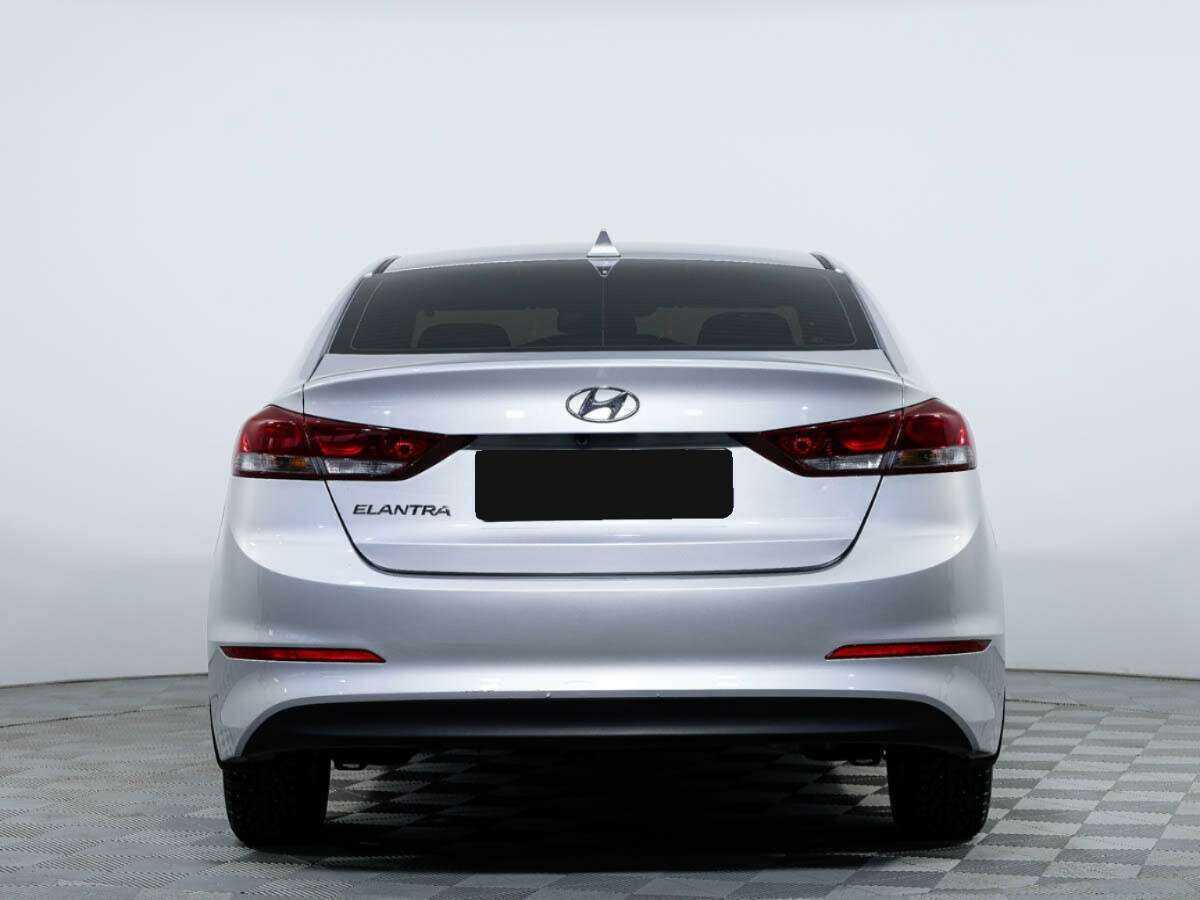 Хендай Елантра б/у, 2018, Механическая. Фото: #4