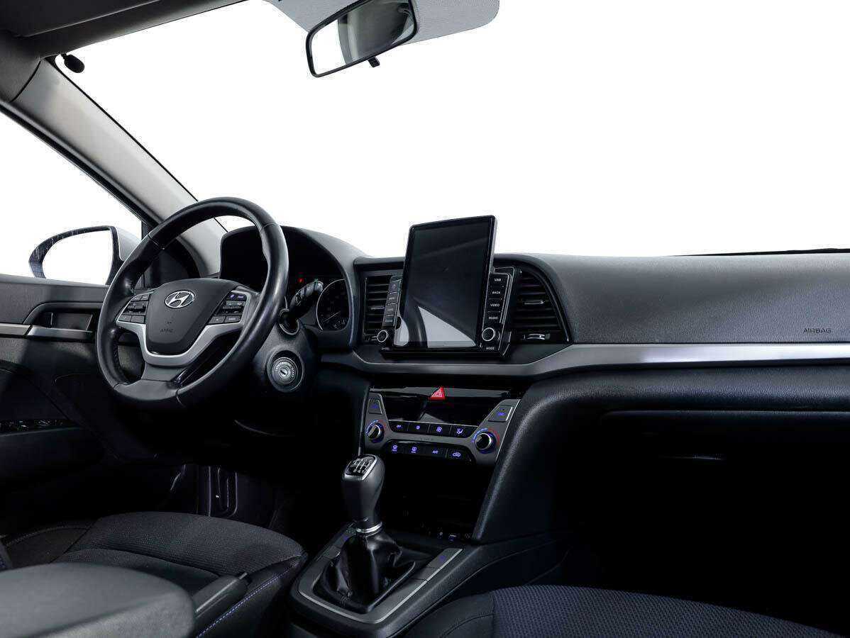 Хендай Елантра б/у, 2018, Механическая. Фото: #7