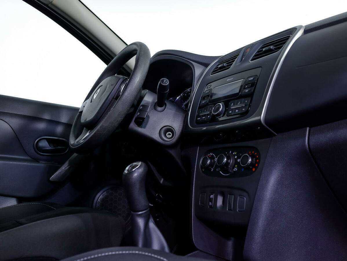 Рено Сандеро б/у, 2018, Механическая. Фото: #17