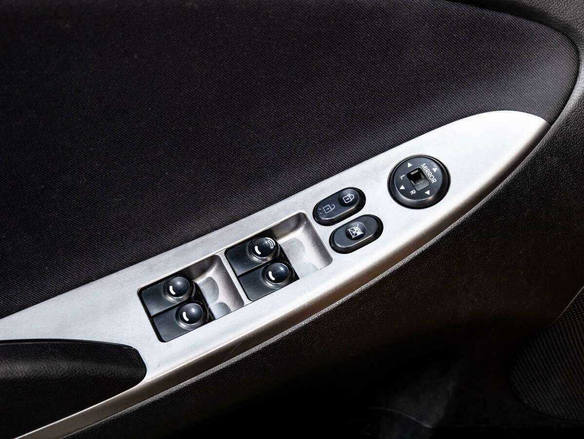 Хендай Солярис б/у, 2014, Автоматическая. Фото: #12