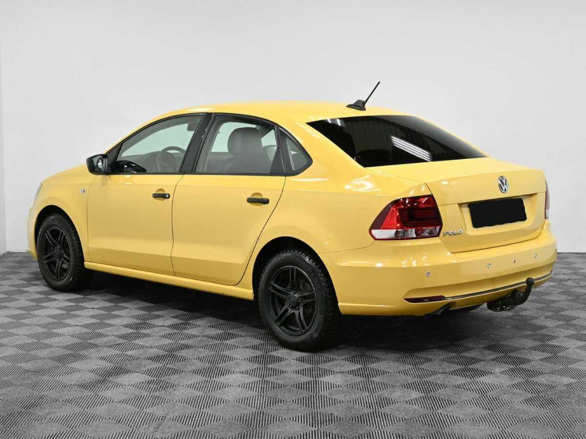 Фольксваген Поло б/у, 2017, Механическая. Фото: #3