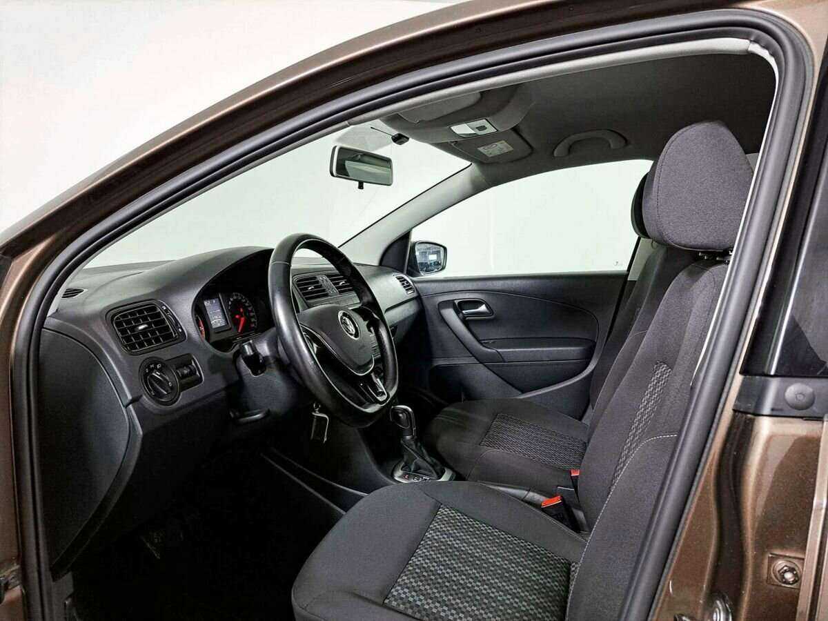 Фольксваген Поло б/у, 2016, Автоматическая. Фото: #13