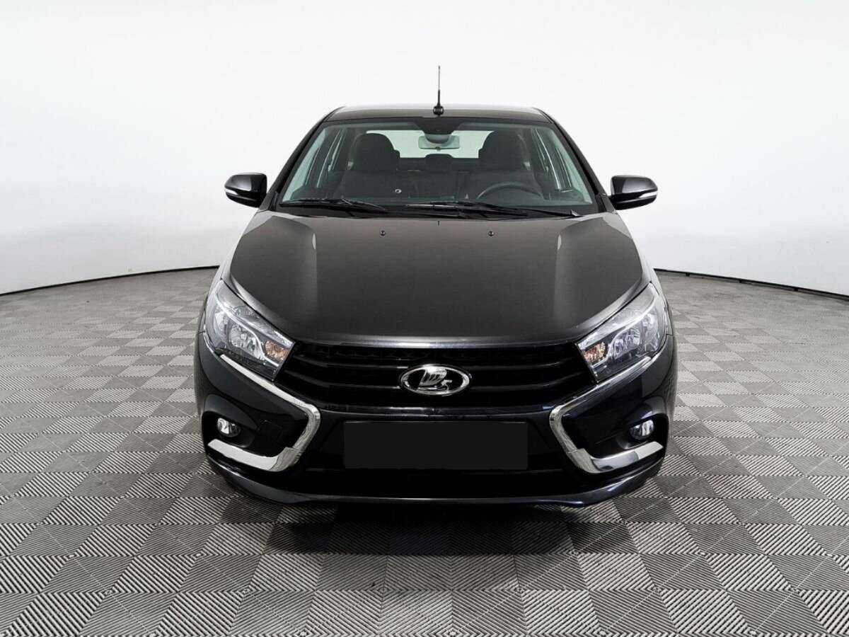 Лада (ВАЗ) Веста б/у, 2017, Механическая. Фото: #1