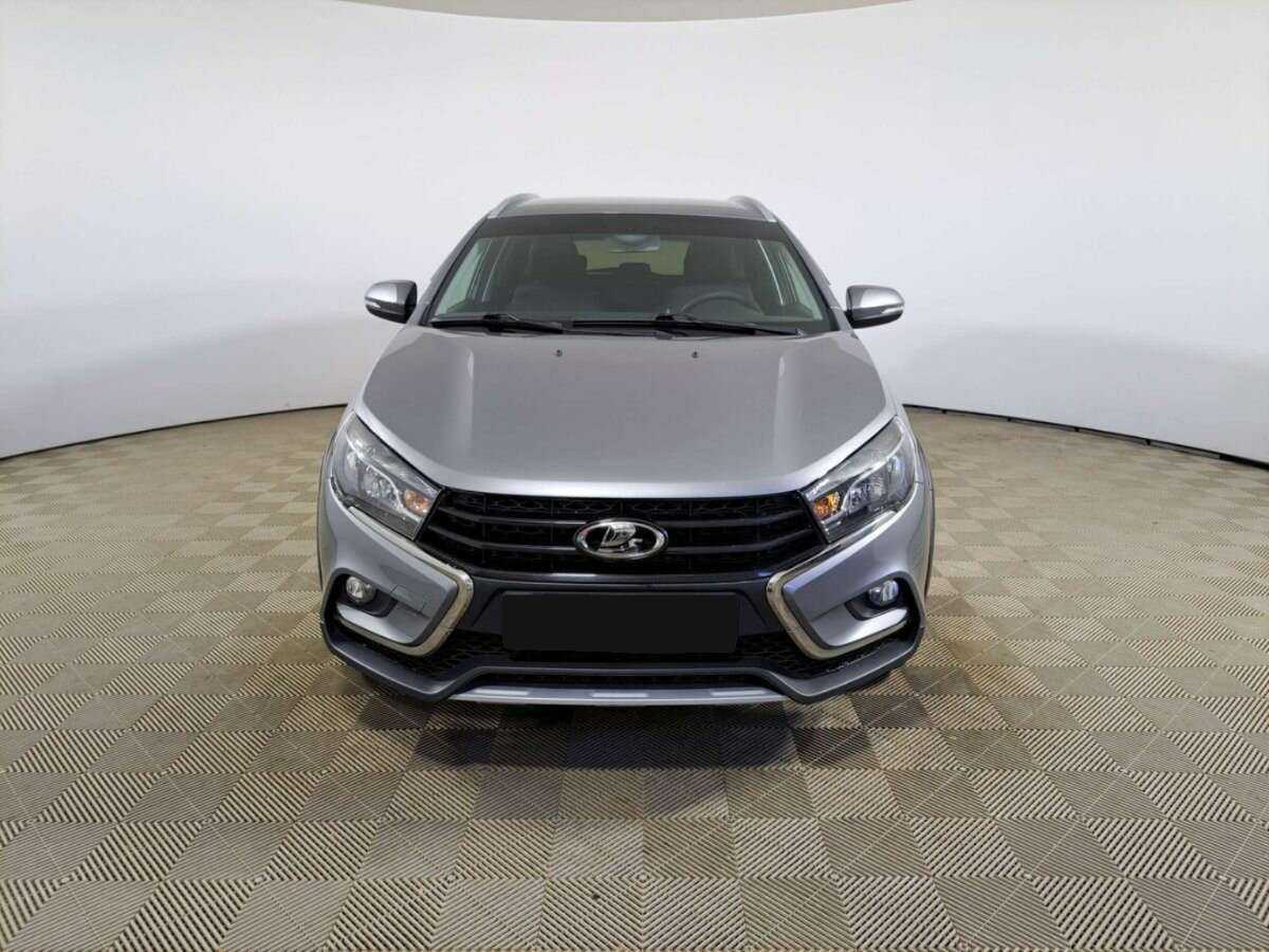 Лада (ВАЗ) Веста б/у, 2019, Механическая. Фото: #1