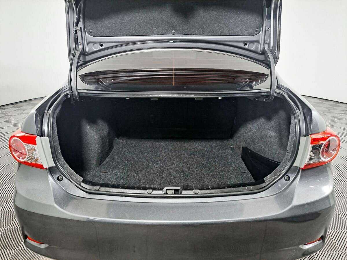 Тойота Королла б/у, 2012, Механическая. Фото: #7